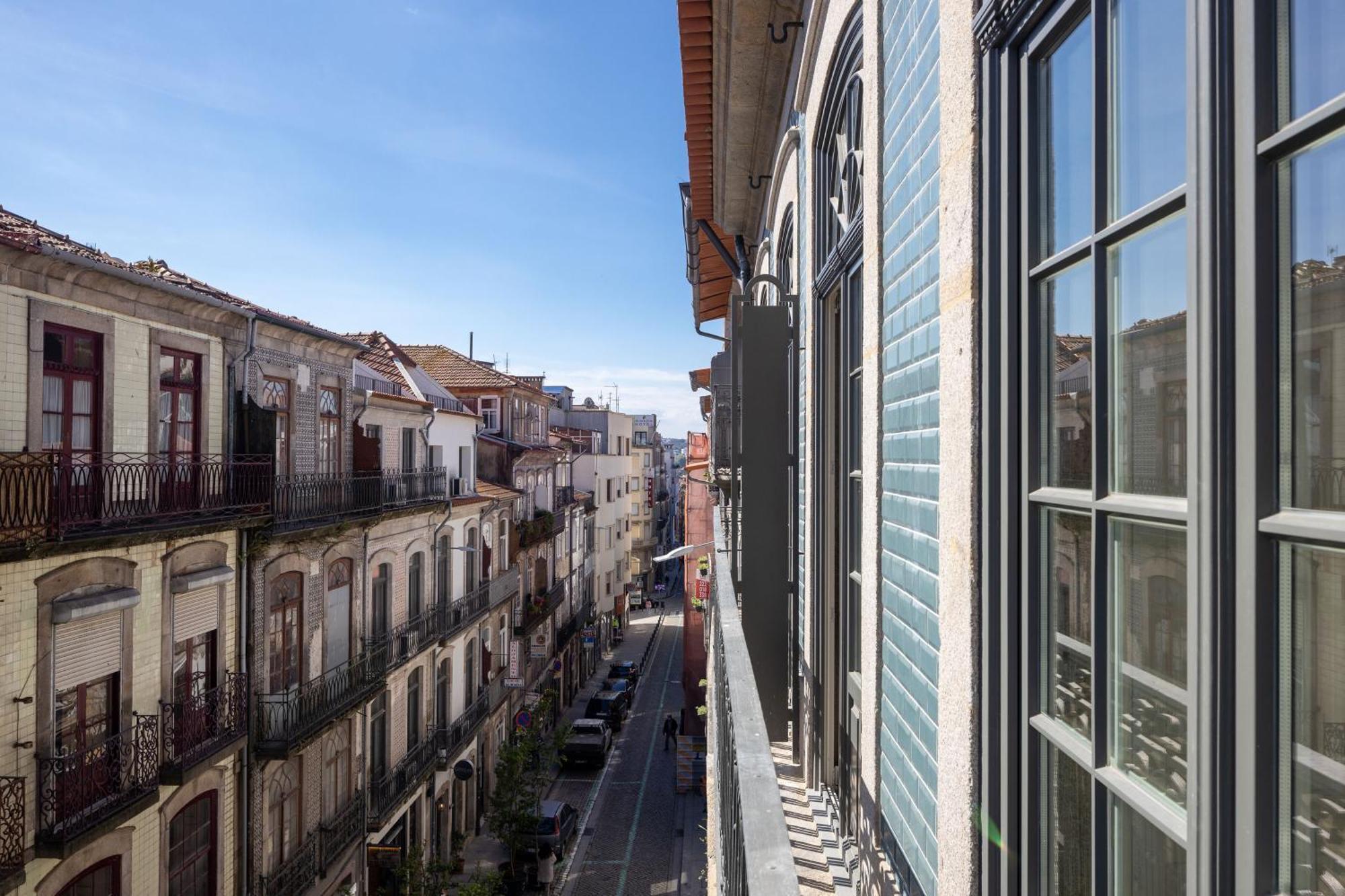 Libere Laranjais Porto